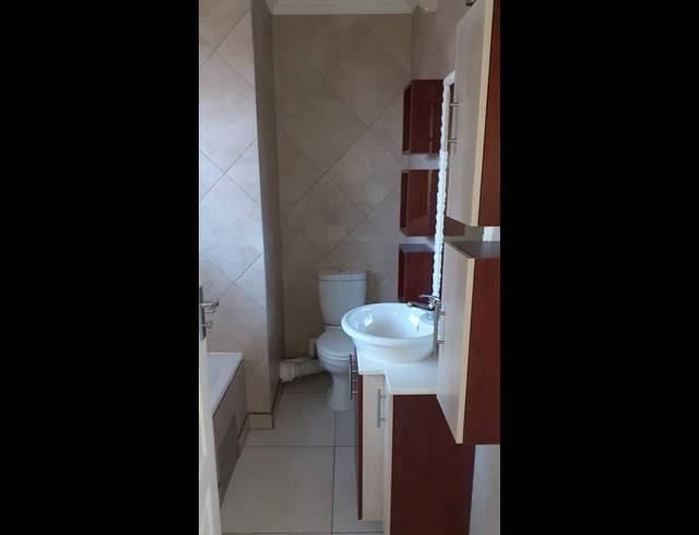 2 BEDROOM TOWNHOUSE FOR SALE IN ALBERTON NORTH